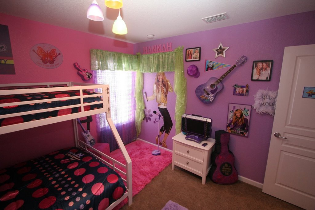 Hannah Montana Bedroom